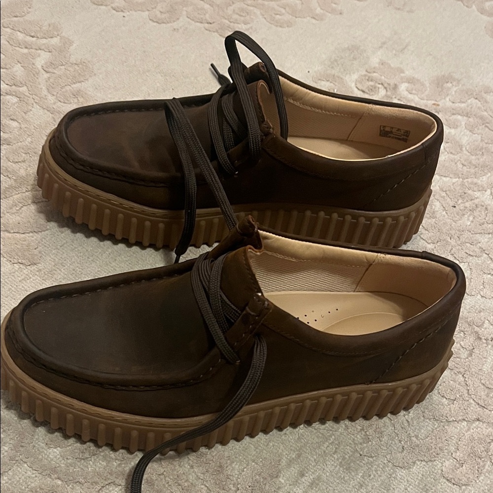 Torhill Bee Creeper shoes